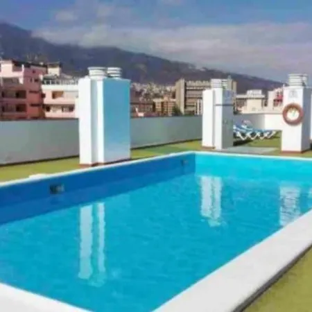 Apartmán Toplage. Blick. Sauber. Guenstig. Pool. Gepflegt
